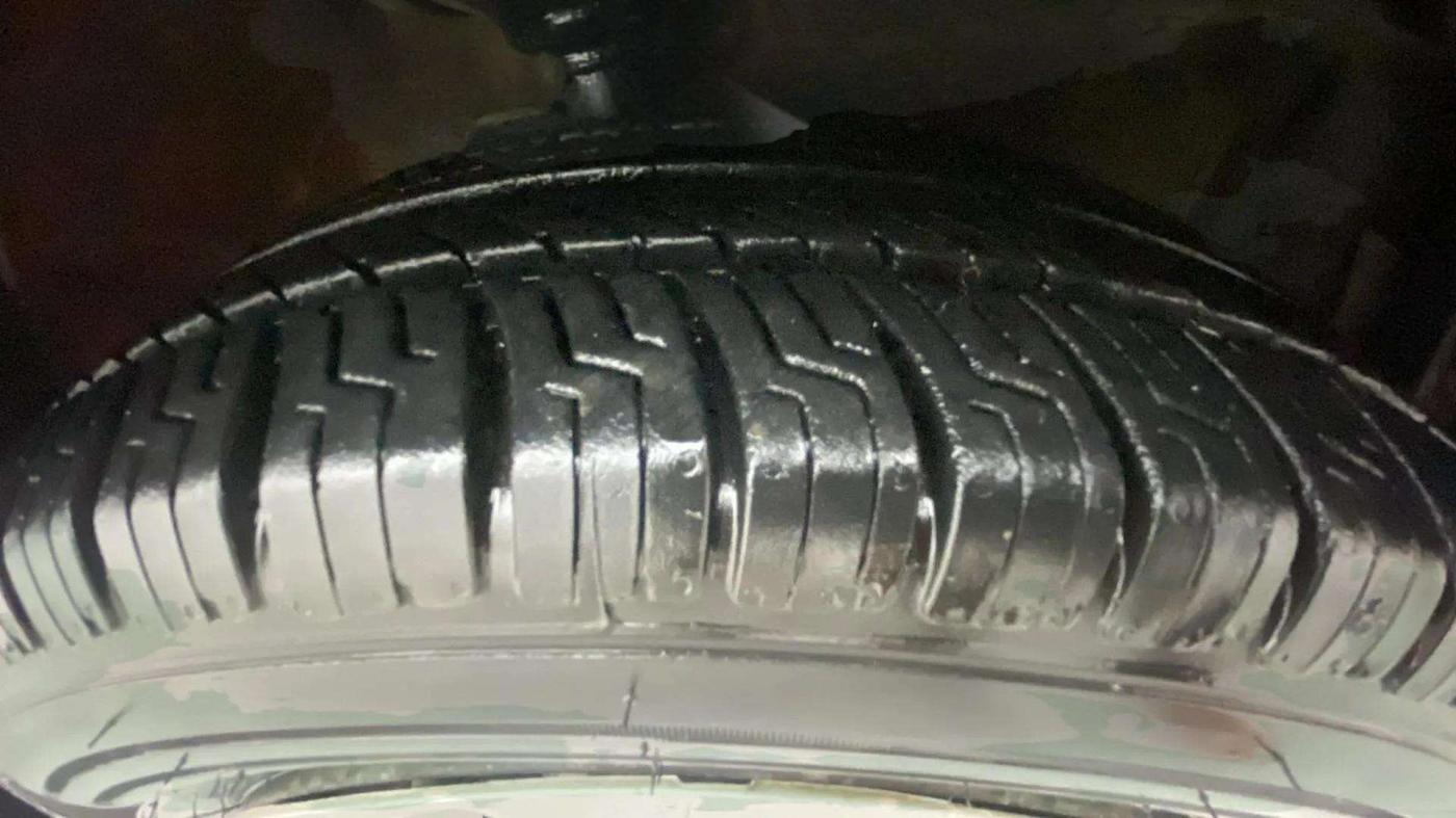 2018 Maruti Celerio VXI AMT, Petrol, Automatic, 72,321 km, Right Front Tyre Tread
