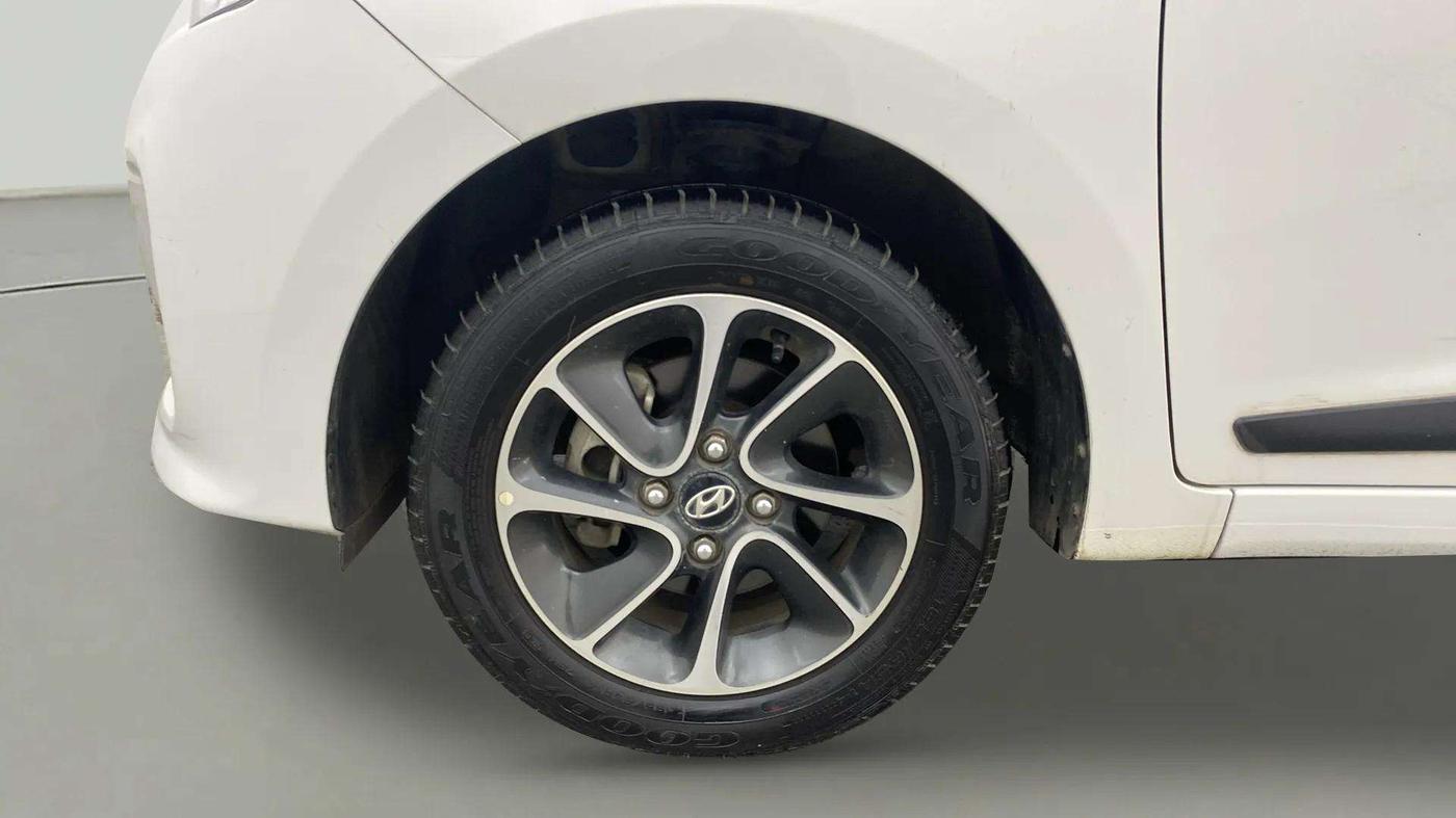 2017 Hyundai Grand i10 ASTA 1.2 KAPPA VTVT, Petrol, Manual, 17,146 km, Left Front Wheel