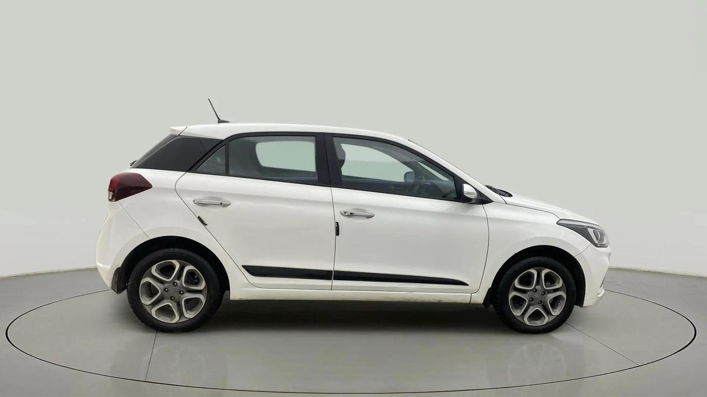 2018 Hyundai Elite i20 ASTA 1.2 (O), CNG, Manual, 40,166 km, Right Side View