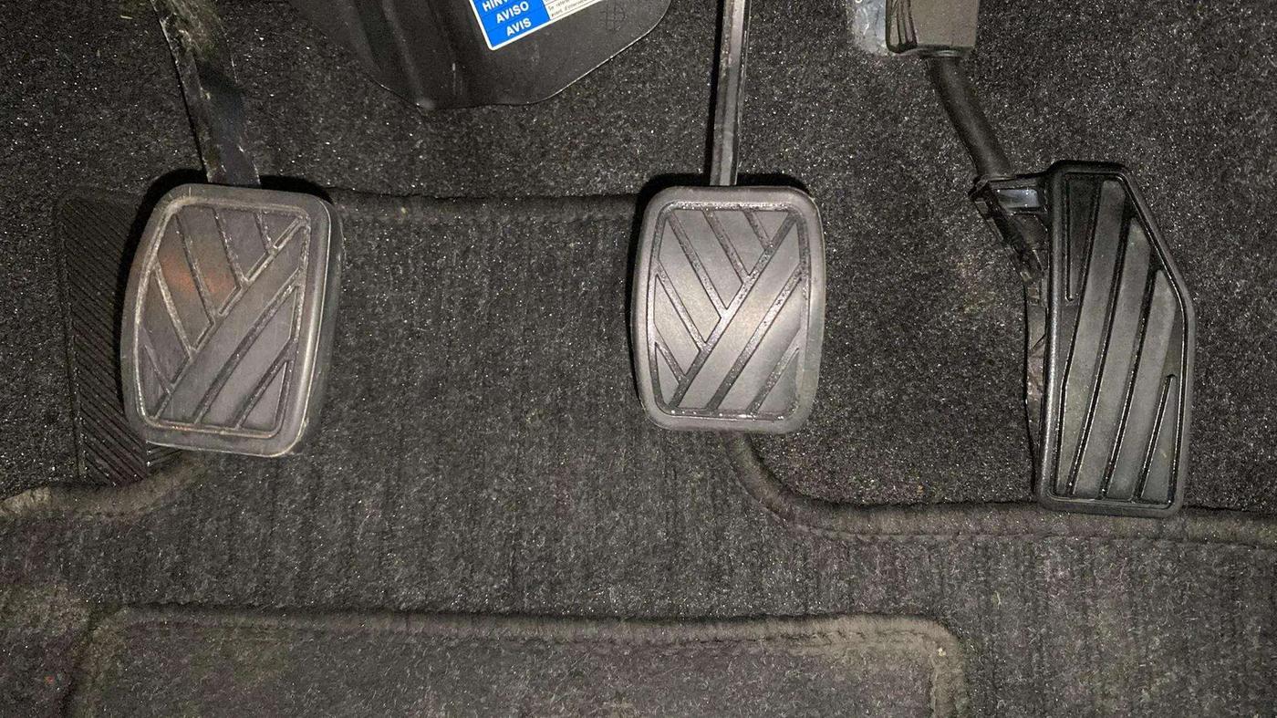 2018 Maruti Baleno ZETA PETROL 1.2, Petrol, Manual, 25,546 km, Pedals
