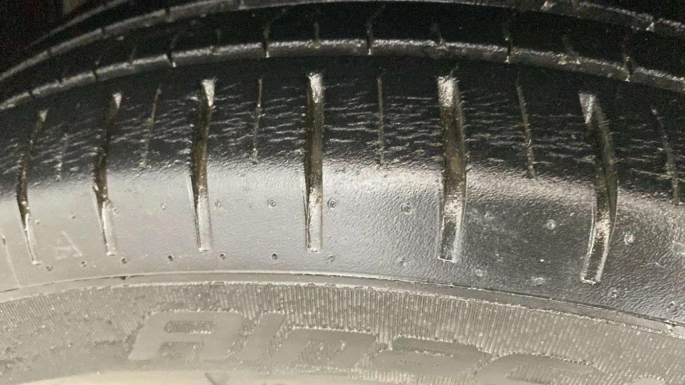 2018 Maruti Baleno ZETA PETROL 1.2, Petrol, Manual, 25,546 km, Left Rear Tyre Tread