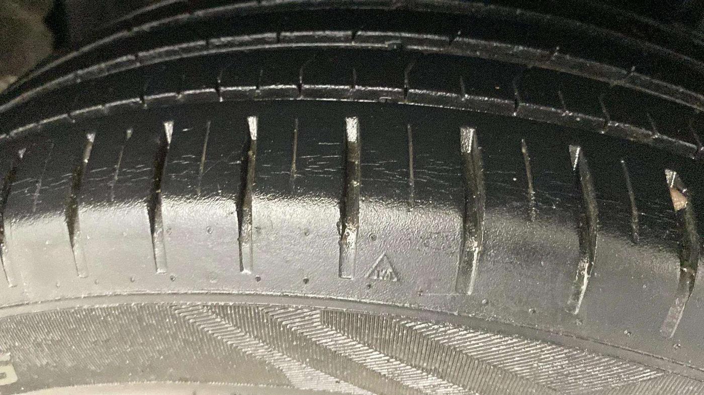 2018 Maruti Baleno ZETA PETROL 1.2, Petrol, Manual, 25,546 km, Right Rear Tyre Tread