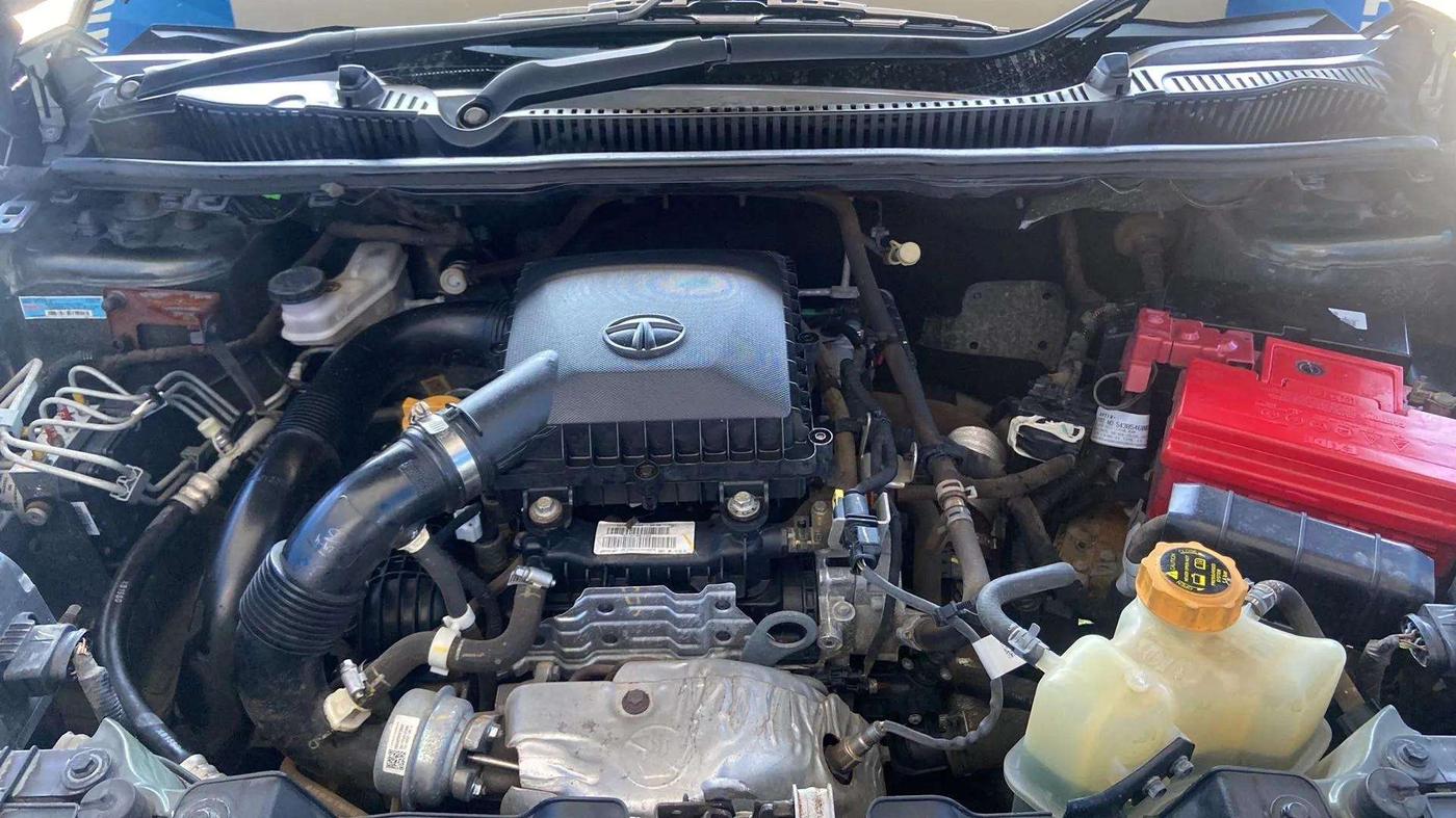 2021 Tata NEXON XMA PETROL, Petrol, Automatic, 31,048 km, Open Bonet