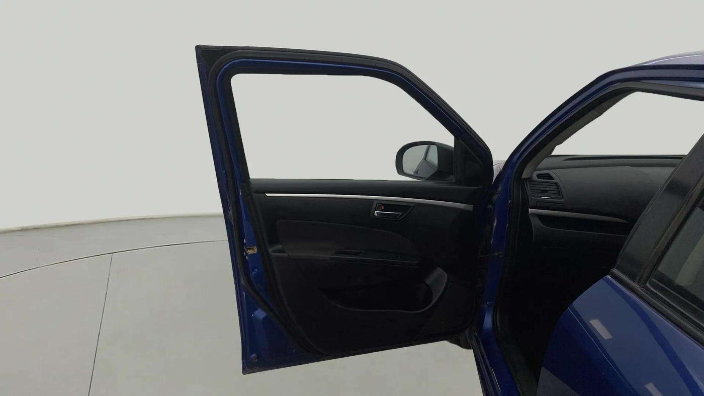 2013 Maruti Swift ZXI, Petrol, Manual, 44,995 km, LHS Front Door