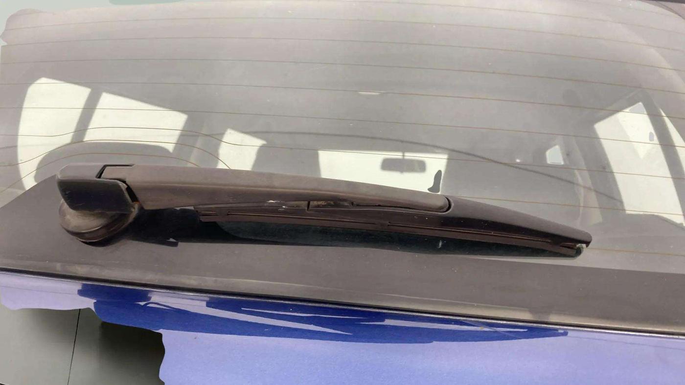 2013 Maruti Swift ZXI, Petrol, Manual, 44,995 km, Rear Wiper