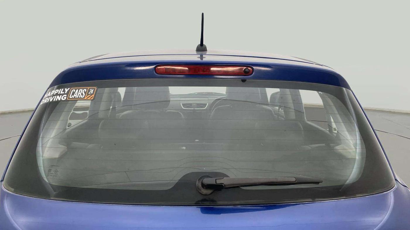 2013 Maruti Swift ZXI, Petrol, Manual, 44,995 km, Rear Windshield