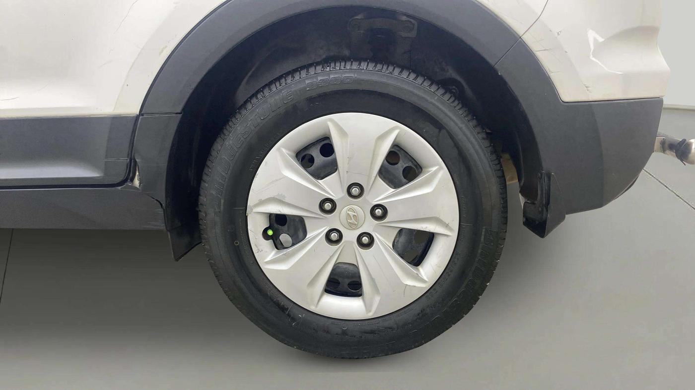 2016 Hyundai Creta E PLUS 1.6 PETROL, Petrol, Manual, 94,441 km, Left Rear Wheel