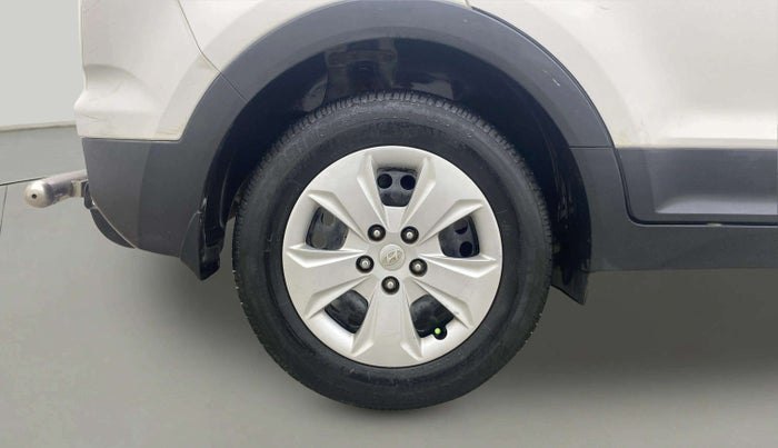 2016 Hyundai Creta E PLUS 1.6 PETROL, Petrol, Manual, 94,441 km, Right Rear Wheel