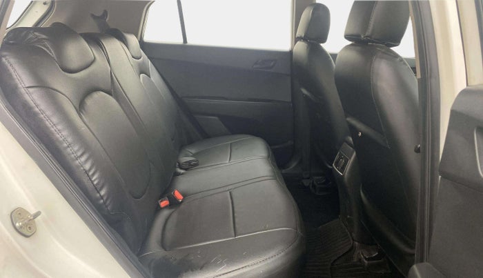 2016 Hyundai Creta E PLUS 1.6 PETROL, Petrol, Manual, 94,441 km, Right Side Rear Door Cabin