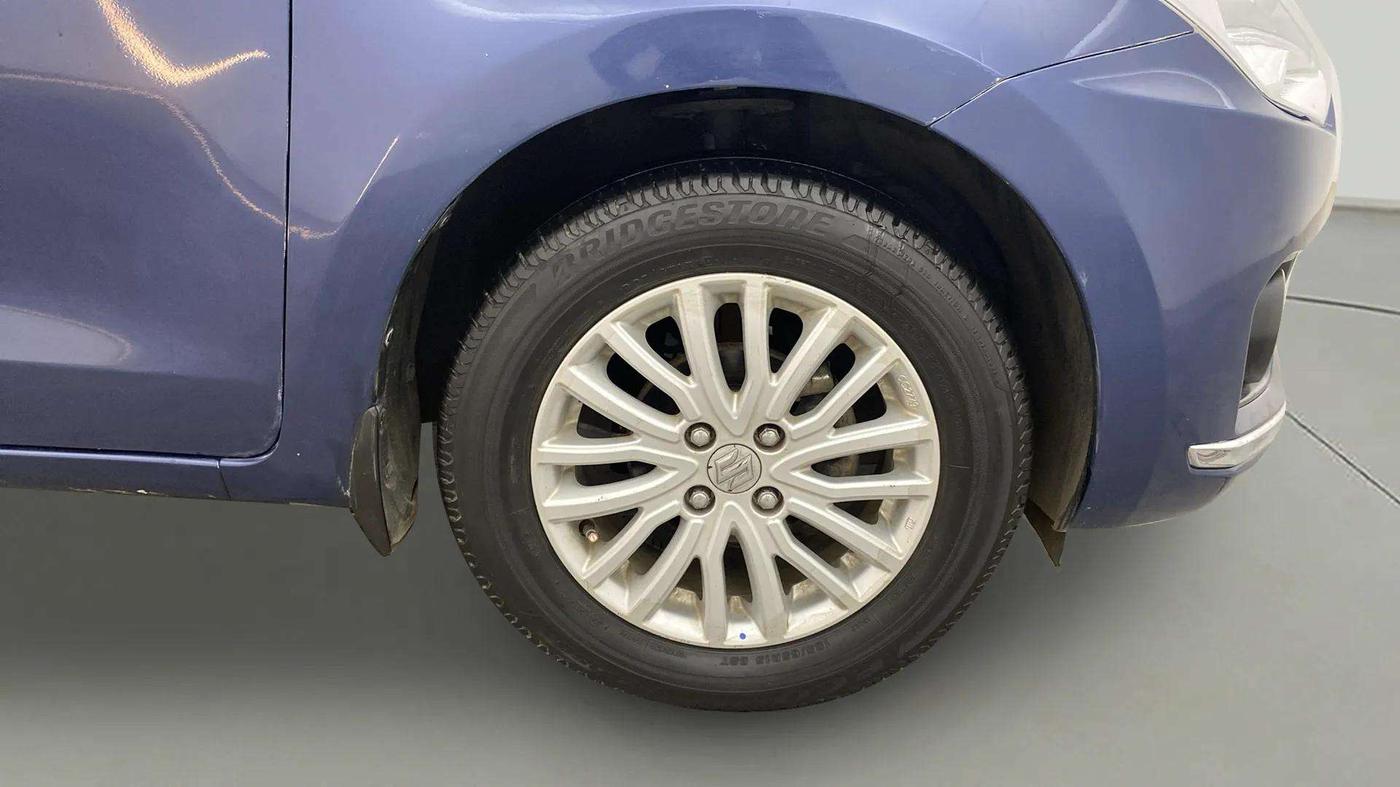 2018 Maruti Dzire ZXI AMT, Petrol, Automatic, 45,983 km, Right Front Wheel