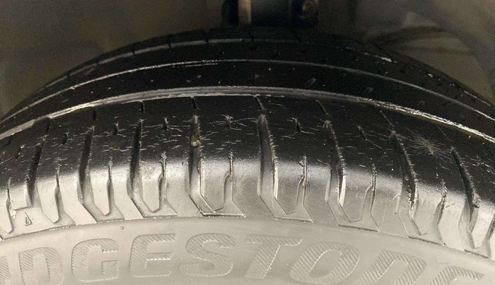 2018 Maruti Dzire ZXI AMT, Petrol, Automatic, 45,877 km, Right Front Tyre Tread