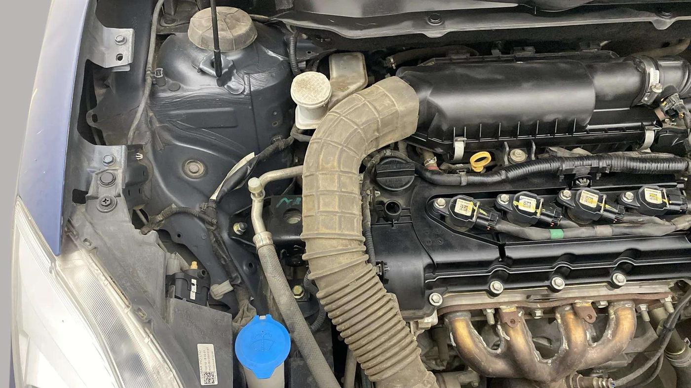 2018 Maruti Dzire ZXI AMT, Petrol, Automatic, 45,983 km, Engine View - Right
