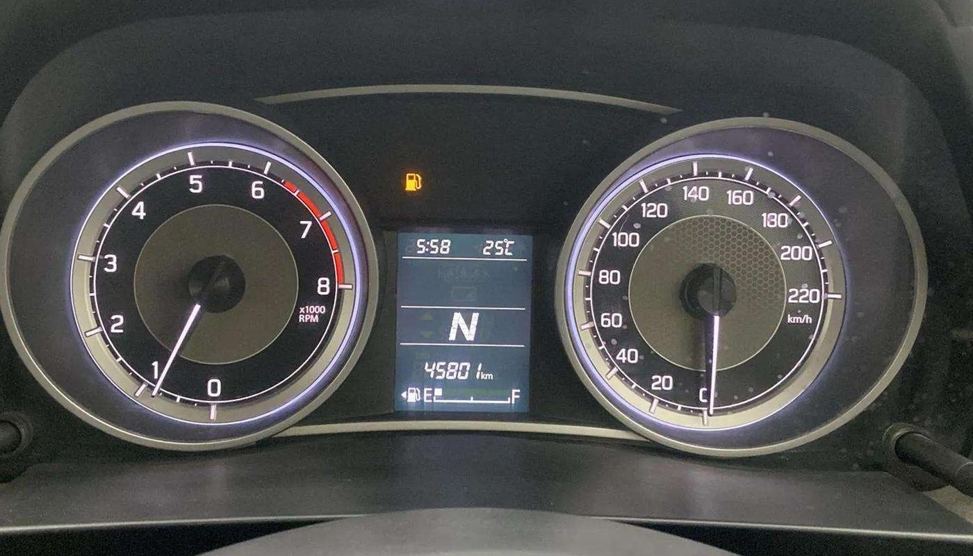 2018 Maruti Dzire ZXI AMT, Petrol, Automatic, 45,983 km, Odometer Image
