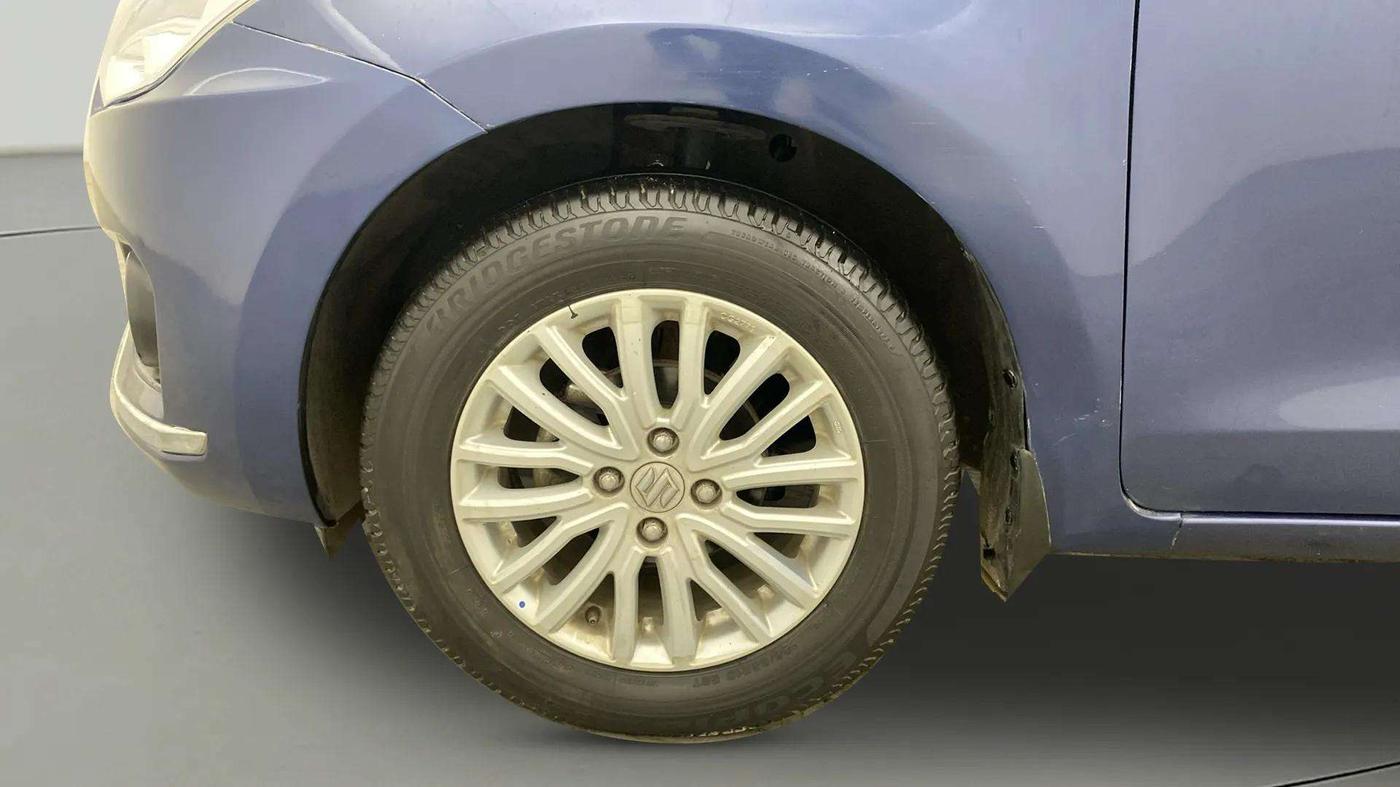 2018 Maruti Dzire ZXI AMT, Petrol, Automatic, 45,983 km, Left Front Wheel