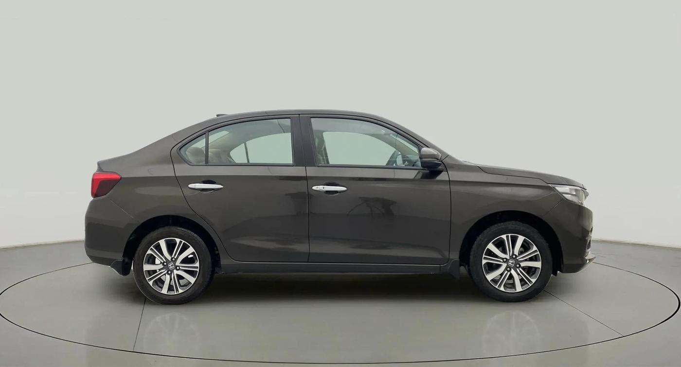 2023 Honda Amaze 1.2L I-VTEC VX CVT, Petrol, Automatic, 19,681 km, Right Side View
