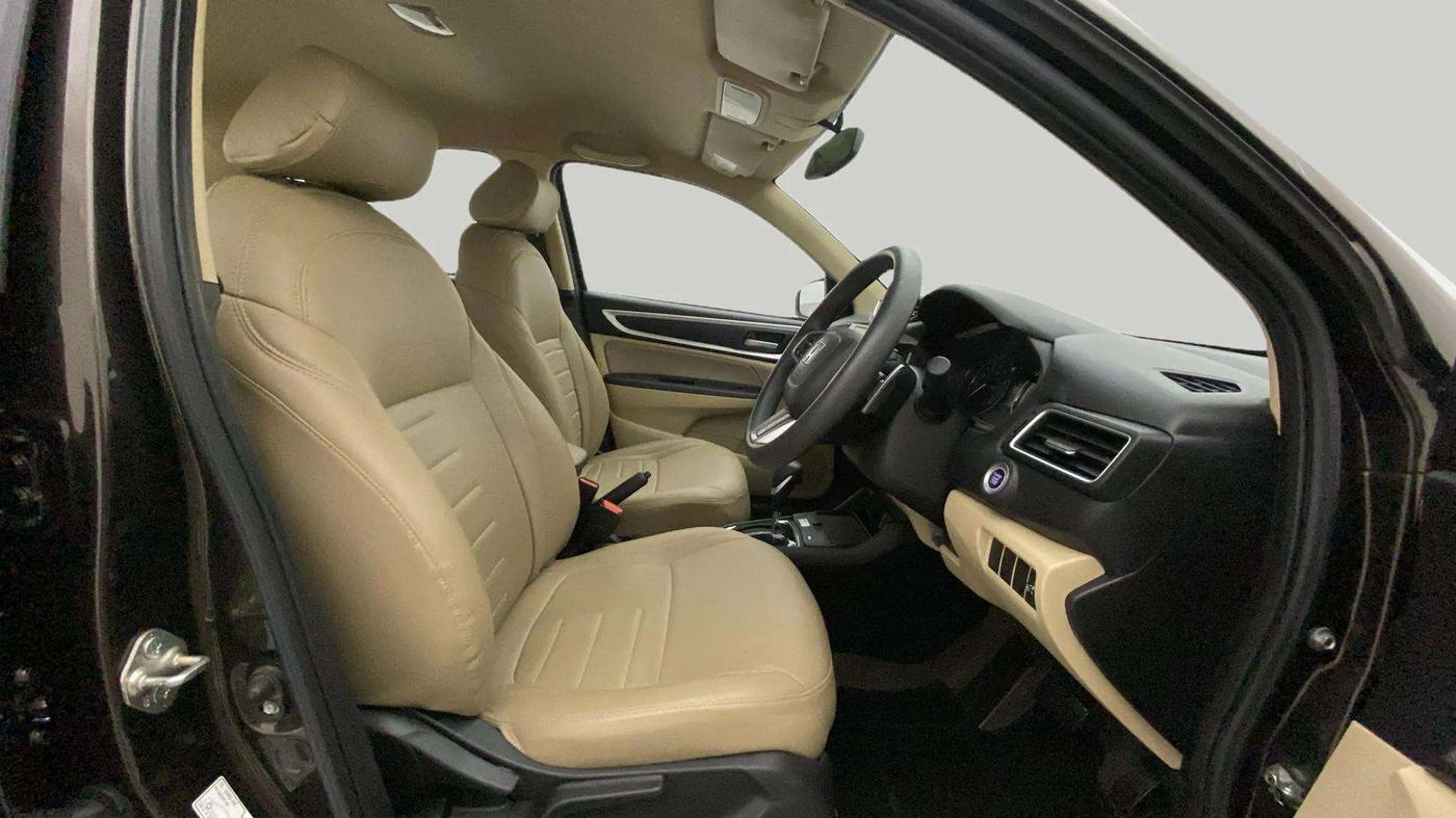2023 Honda Amaze 1.2L I-VTEC VX CVT, Petrol, Automatic, 19,681 km, Right Side Front Door Cabin