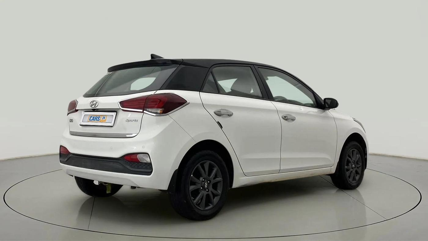 2019 Hyundai Elite i20 SPORTZ PLUS 1.2, CNG, Manual, 92,787 km, Right Back Diagonal