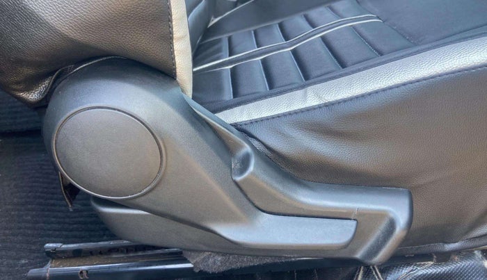 2018 Maruti Baleno DELTA PETROL 1.2, Petrol, Manual, 33,469 km, Driver Side Adjustment Panel