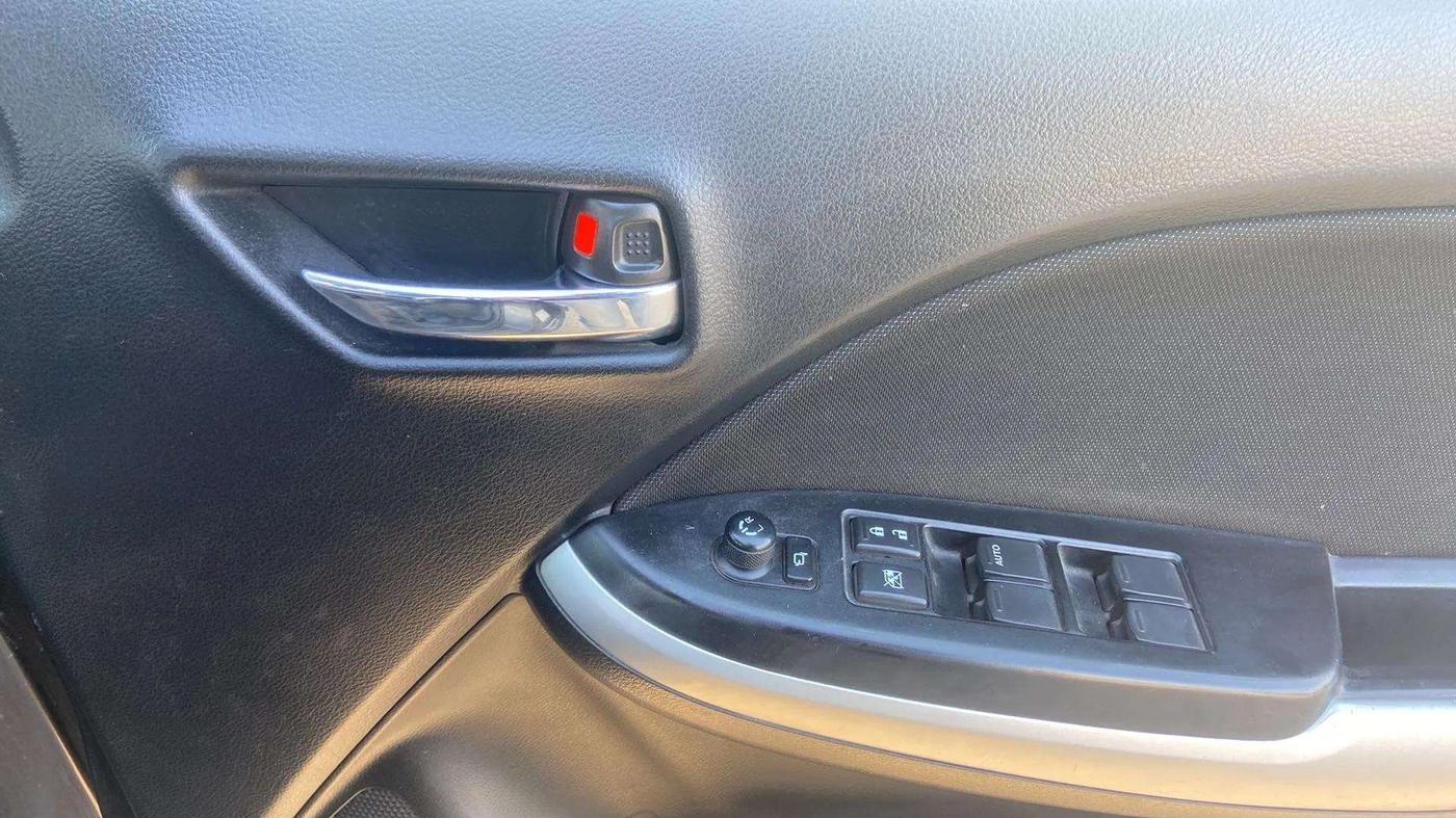 2018 Maruti Baleno DELTA PETROL 1.2, Petrol, Manual, 33,469 km, Driver Side Door Panels Control