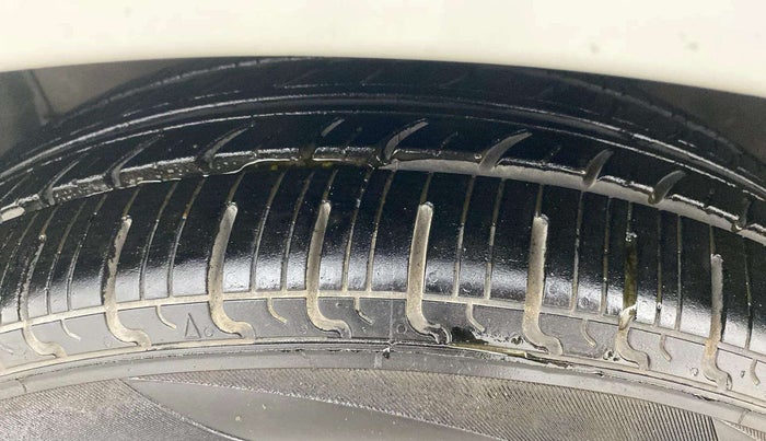 2020 Maruti Celerio VXI (O) CNG, CNG, Manual, 57,563 km, Left Front Tyre Tread