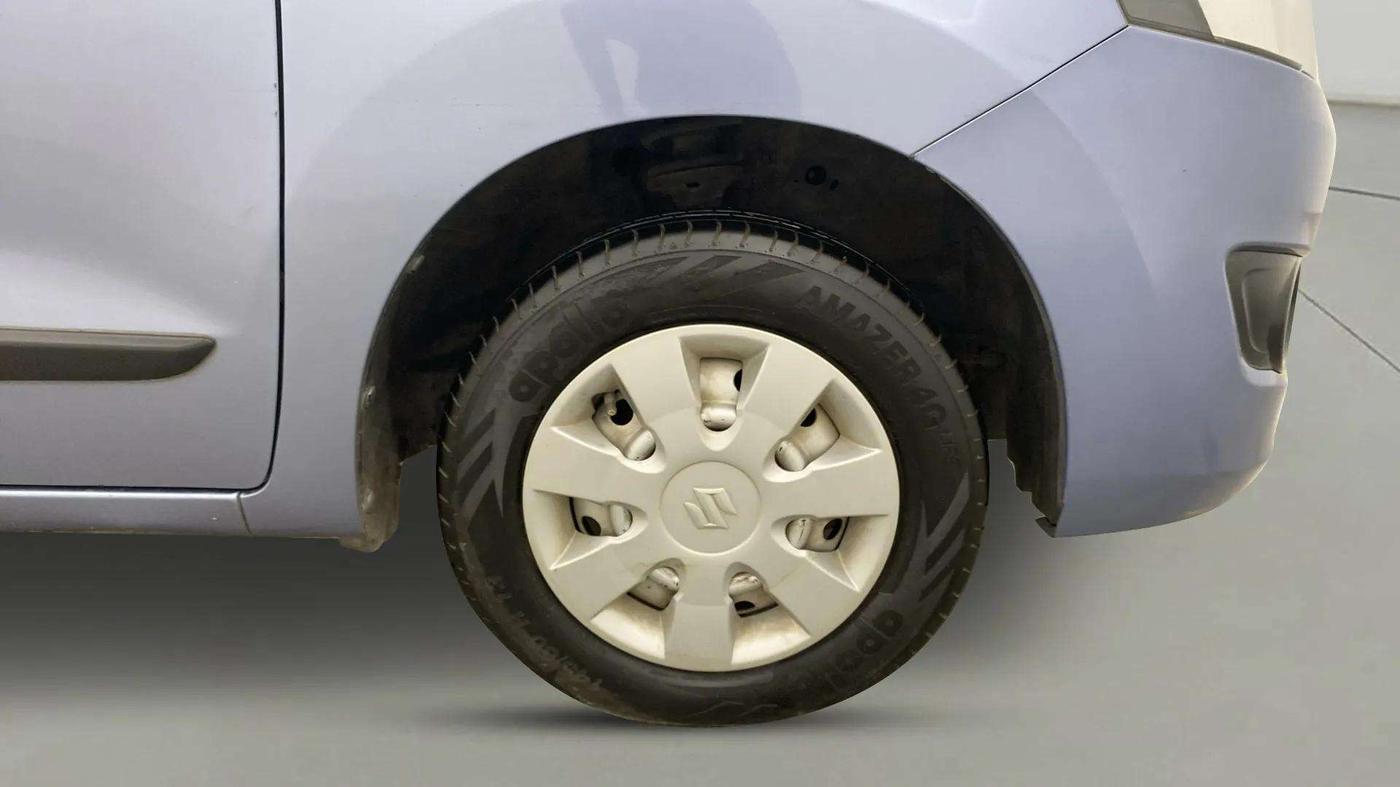2016 Maruti Wagon R 1.0 LXI CNG, CNG, Manual, 33,240 km, Right Front Wheel
