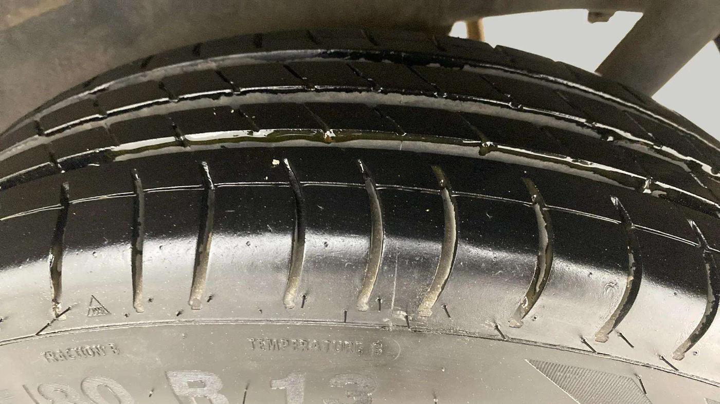 2016 Maruti Wagon R 1.0 LXI CNG, CNG, Manual, 33,240 km, Left Rear Tyre Tread