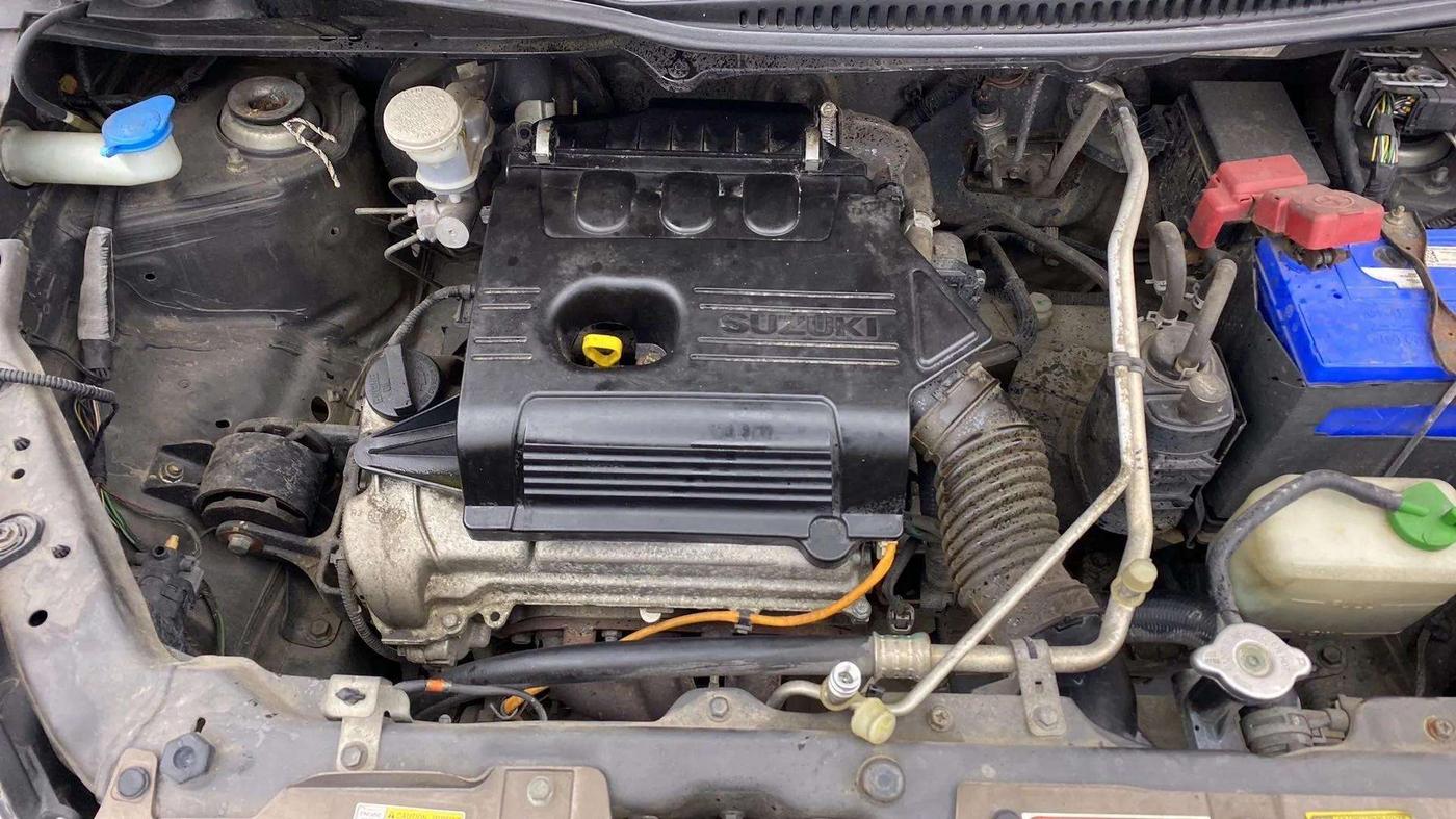 2017 Maruti Wagon R 1.0 VXI AMT, Petrol, Automatic, 41,229 km, Engine View