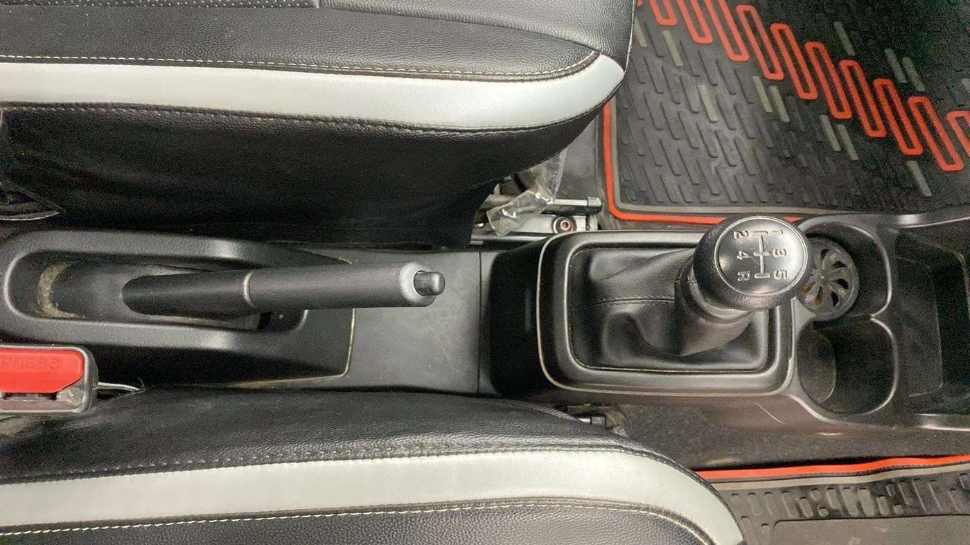 2023 Maruti S PRESSO VXI, Petrol, Manual, 15,134 km, Gear Lever