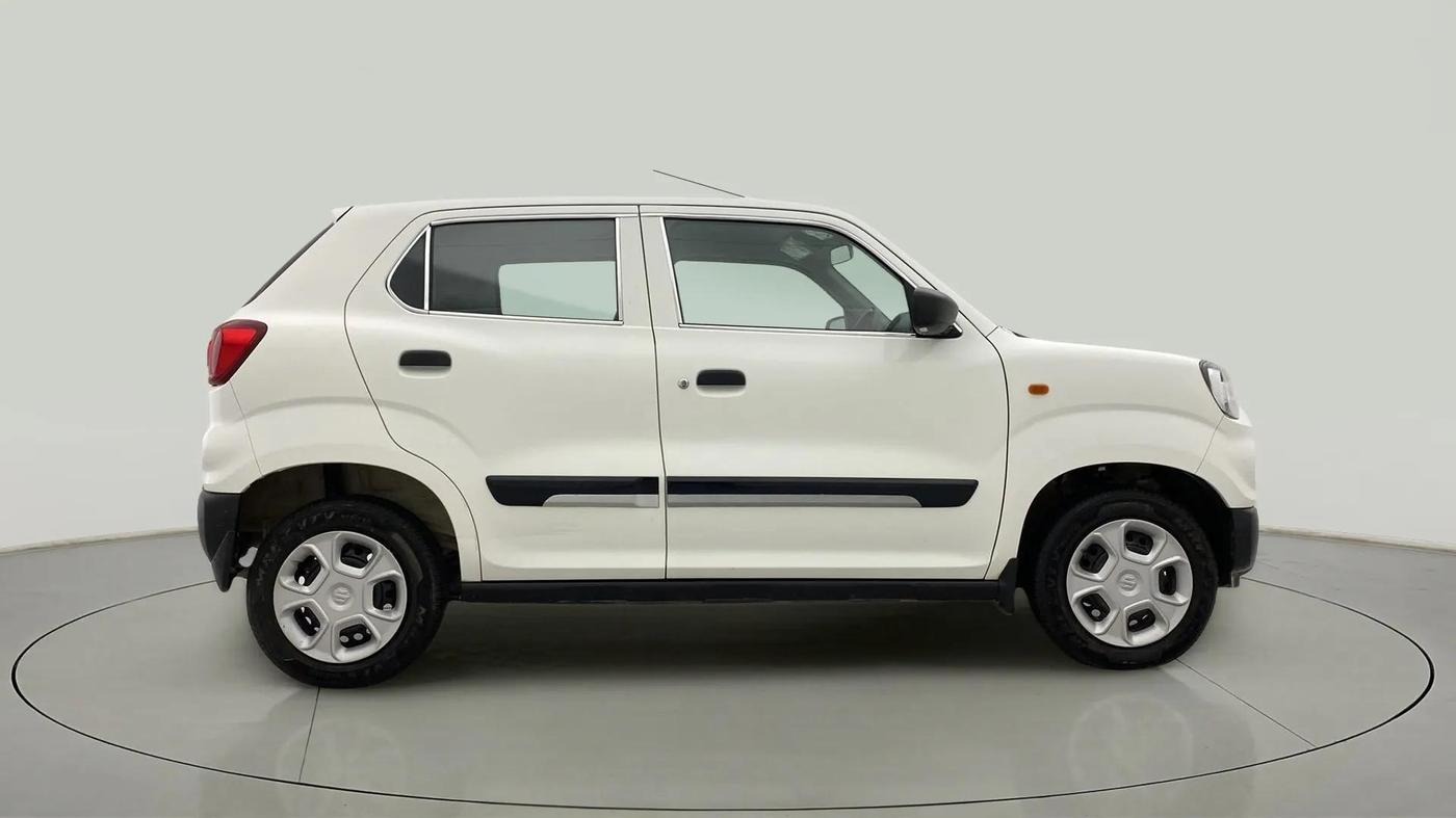 2023 Maruti S PRESSO VXI, Petrol, Manual, 15,134 km, Right Side View