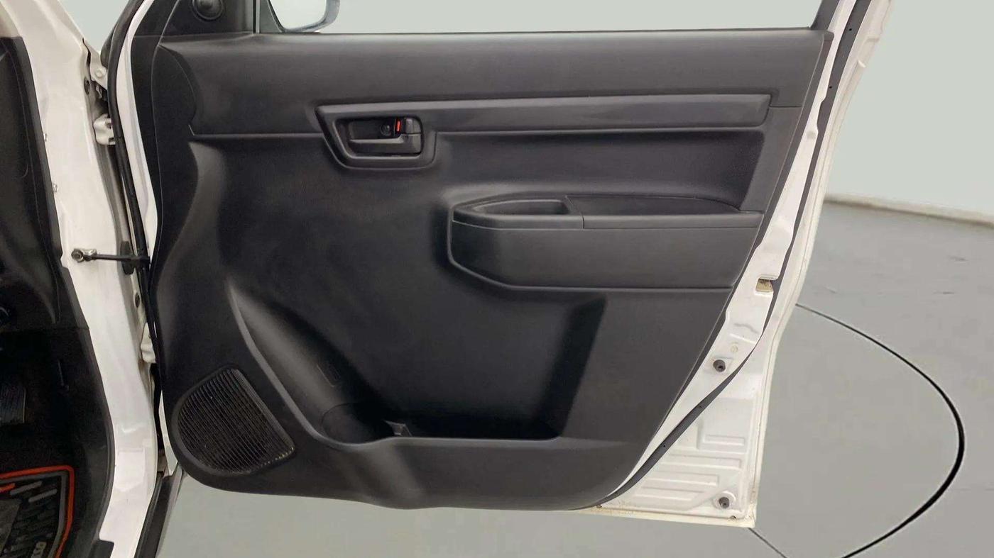 2023 Maruti S PRESSO VXI, Petrol, Manual, 15,134 km, Driver Side Door Panels Control