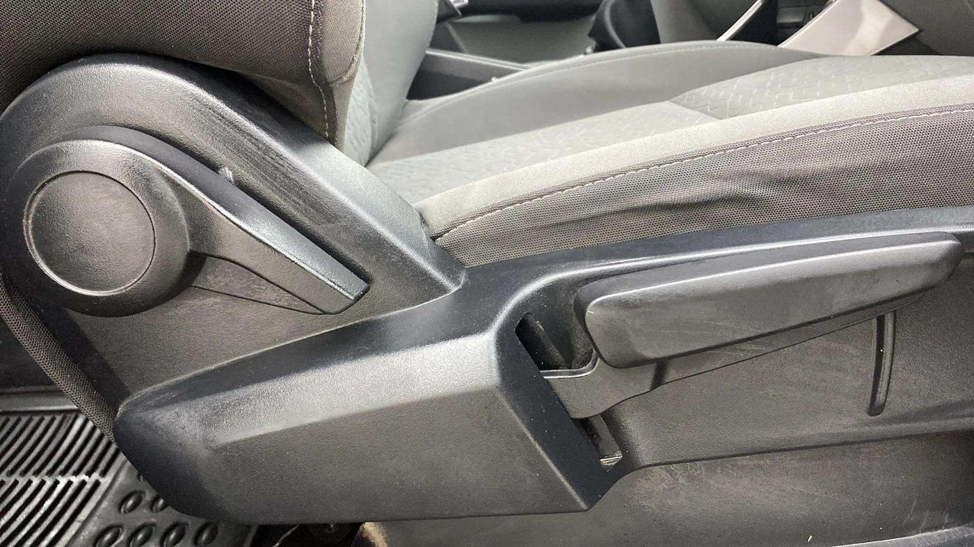 2020 Tata ALTROZ XZ PETROL, Petrol, Manual, 42,211 km, Driver Side Adjustment Panel