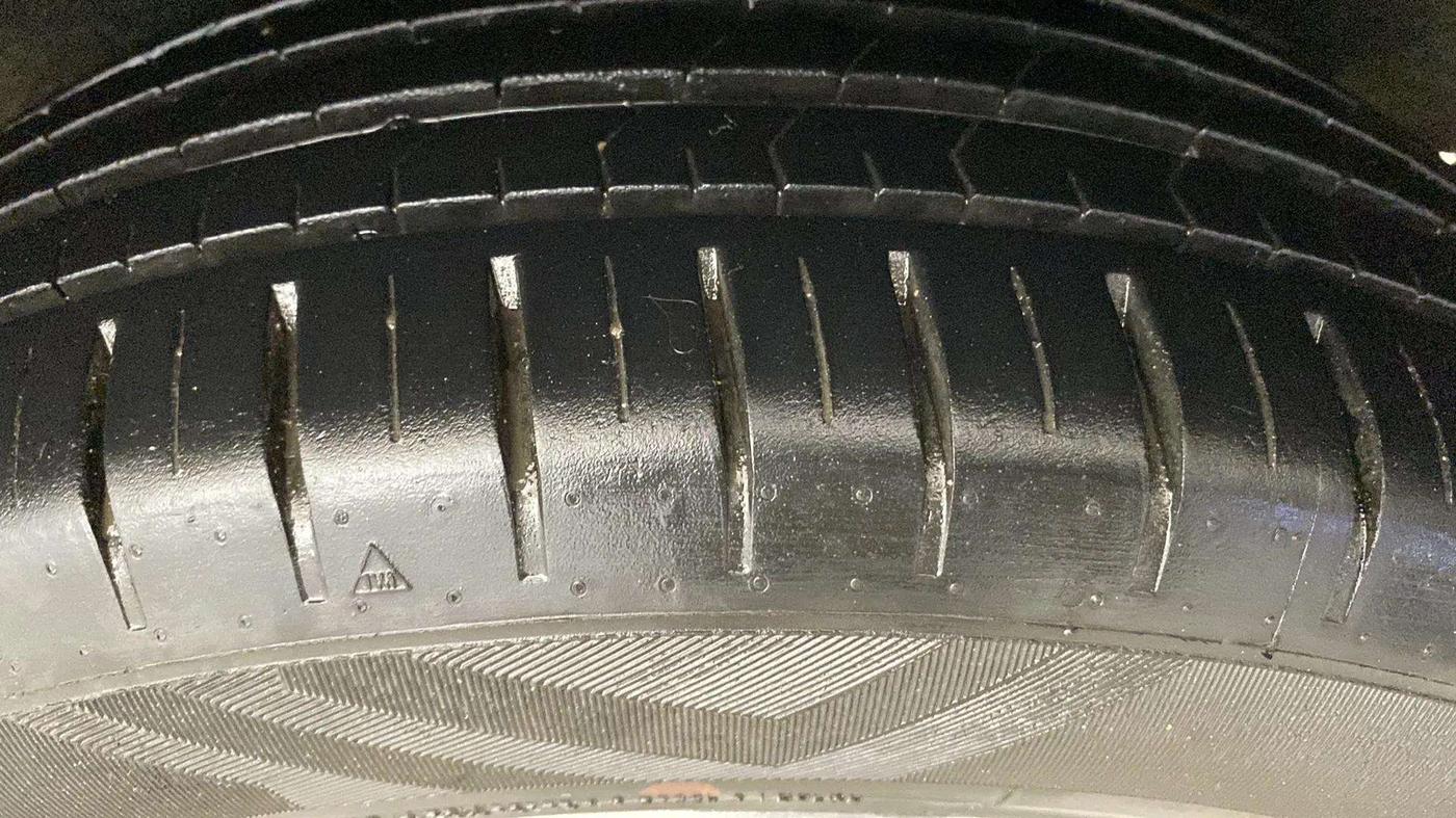2021 Maruti Baleno ZETA CVT PETROL 1.2, Petrol, Automatic, 16,556 km, Right Rear Tyre Tread