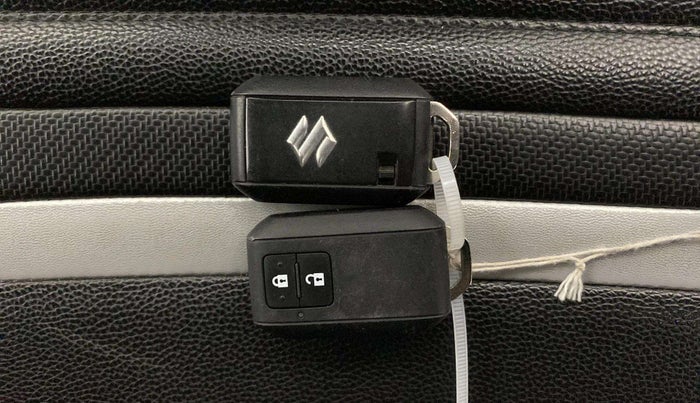 2021 Maruti Baleno ZETA CVT PETROL 1.2, Petrol, Automatic, 16,556 km, Key Close Up