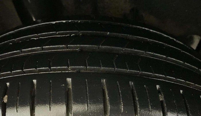 2021 Maruti Baleno ZETA CVT PETROL 1.2, Petrol, Automatic, 16,556 km, Left Front Tyre Tread