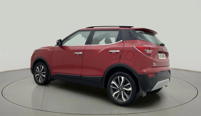 2021 Mahindra XUV300 W8 (O) 1.2 PETROL AMT, Petrol, Automatic, 28,765 km, Left Back Diagonal