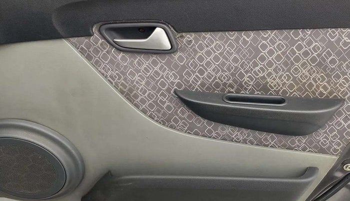 2016 Maruti Alto 800 LXI, Petrol, Manual, 73,382 km, Driver Side Door Panels Control