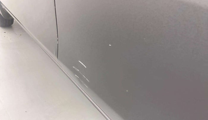 2016 Maruti Alto 800 LXI, Petrol, Manual, 73,382 km, Rear left door - Slightly dented