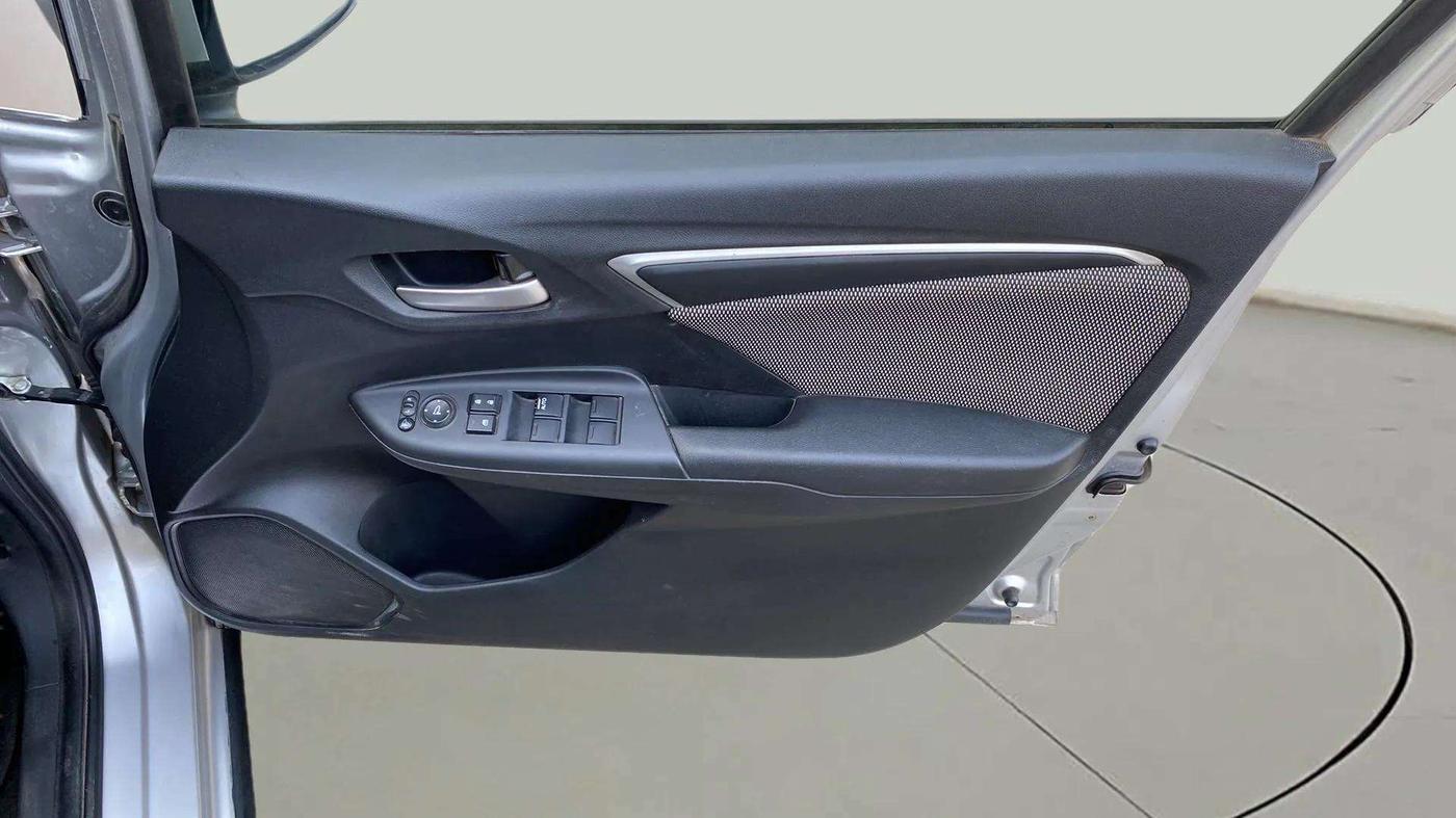 2018 Honda WR-V 1.2L I-VTEC VX MT, Petrol, Manual, 21,630 km, Driver Side Door Panels Control