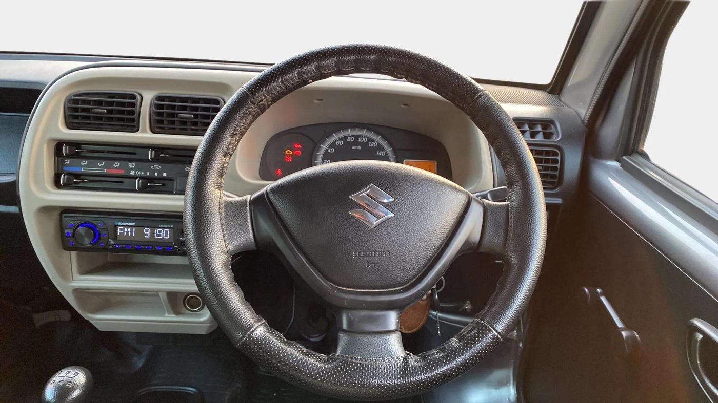 2021 Maruti Eeco 7 STR, Petrol, Manual, 19,329 km, Steering Wheel Close Up