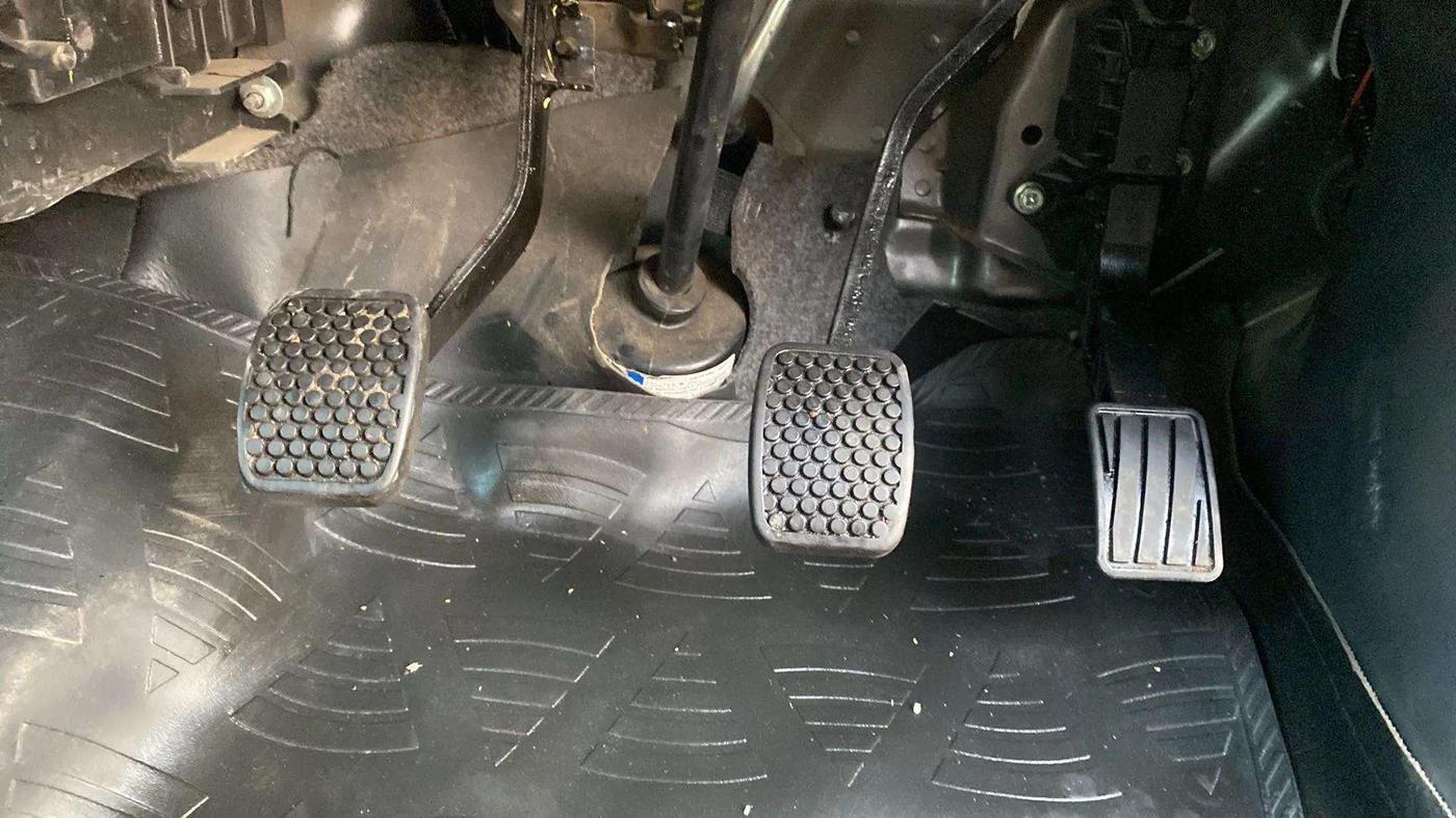 2021 Maruti Eeco 7 STR, Petrol, Manual, 19,329 km, Pedals