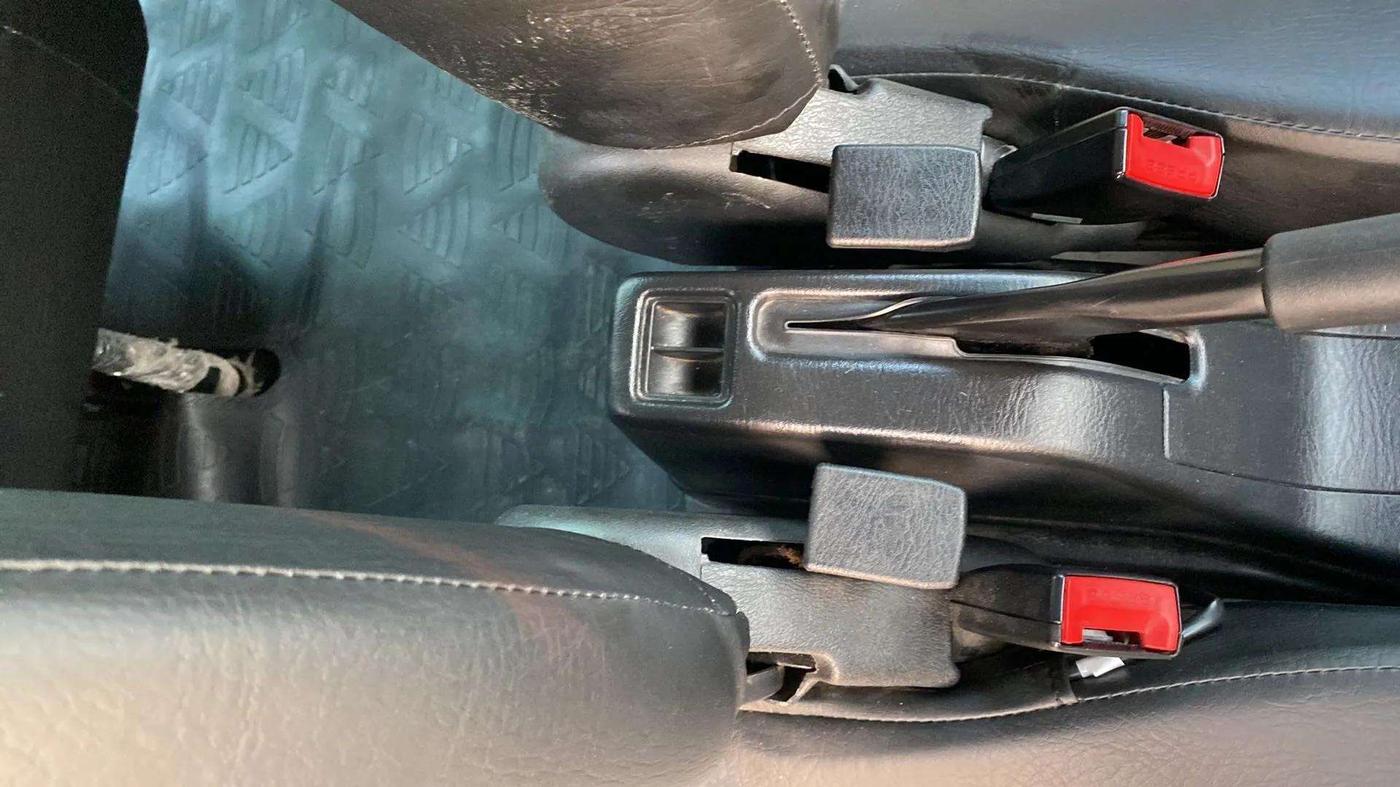 2021 Maruti Eeco 7 STR, Petrol, Manual, 19,329 km, Driver Side Adjustment Panel