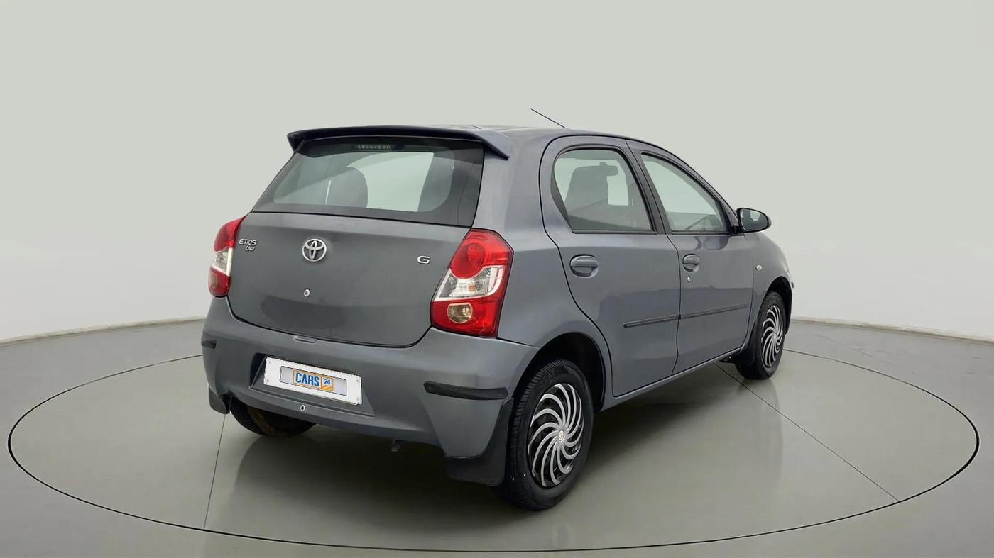 2013 Toyota Etios Liva G, Petrol, Manual, 70,097 km, Right Back Diagonal