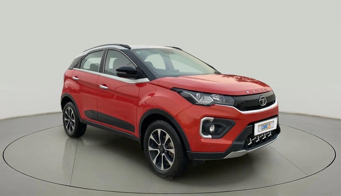 2020 Tata NEXON XZ PLUS (O) DIESEL DUAL TONE, Diesel, Manual, 68,888 km, Right Front Diagonal