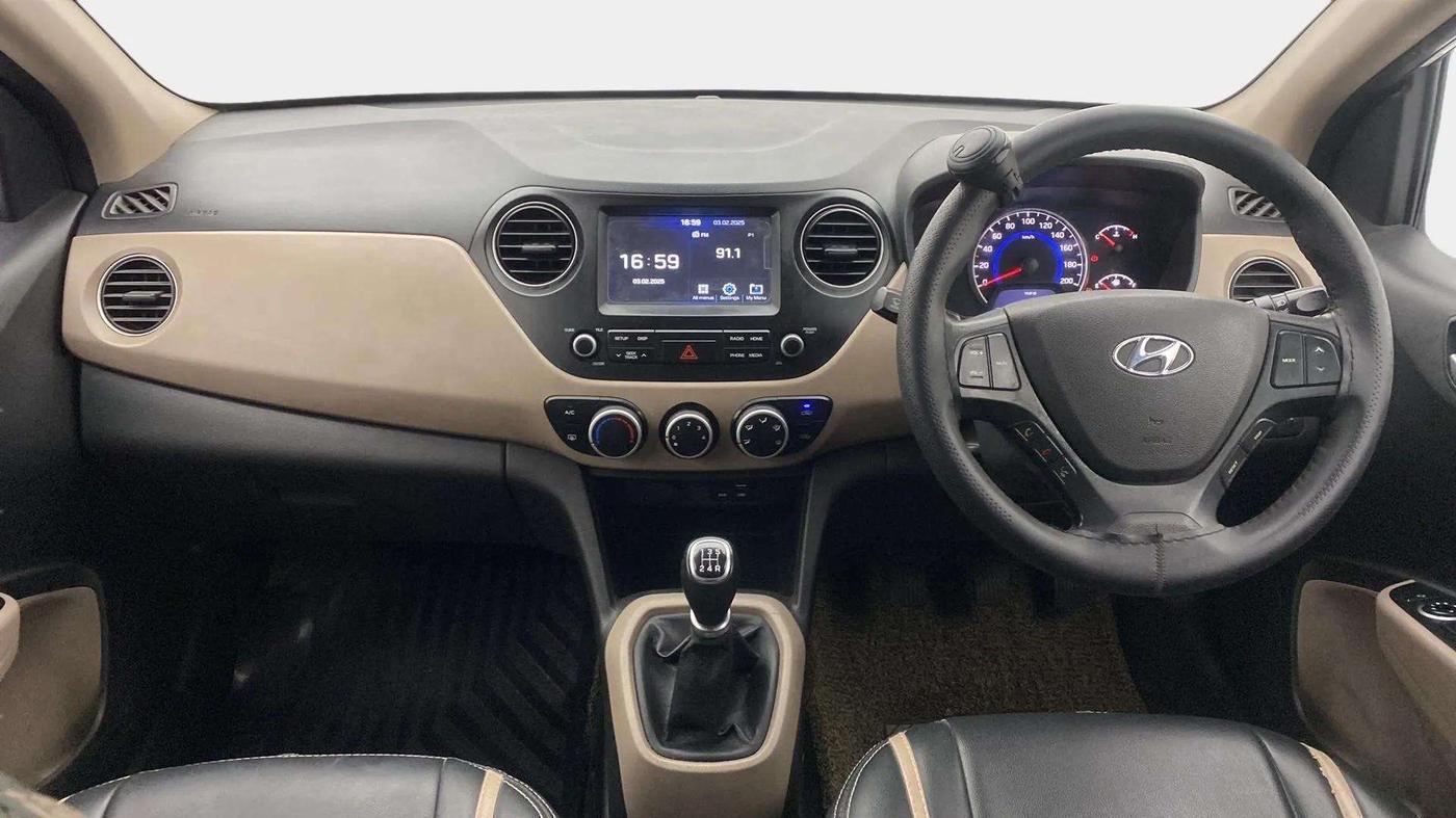 2019 Hyundai Grand i10 SPORTZ 1.2 KAPPA VTVT, CNG, Manual, 71,031 km, Dashboard