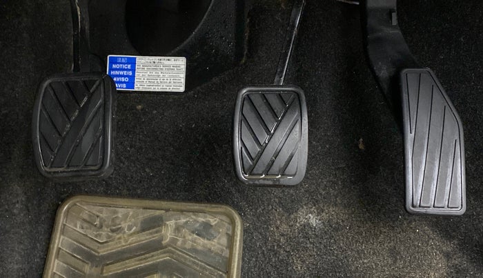 2017 Maruti IGNIS DELTA 1.2, Petrol, Manual, 25,849 km, Pedals