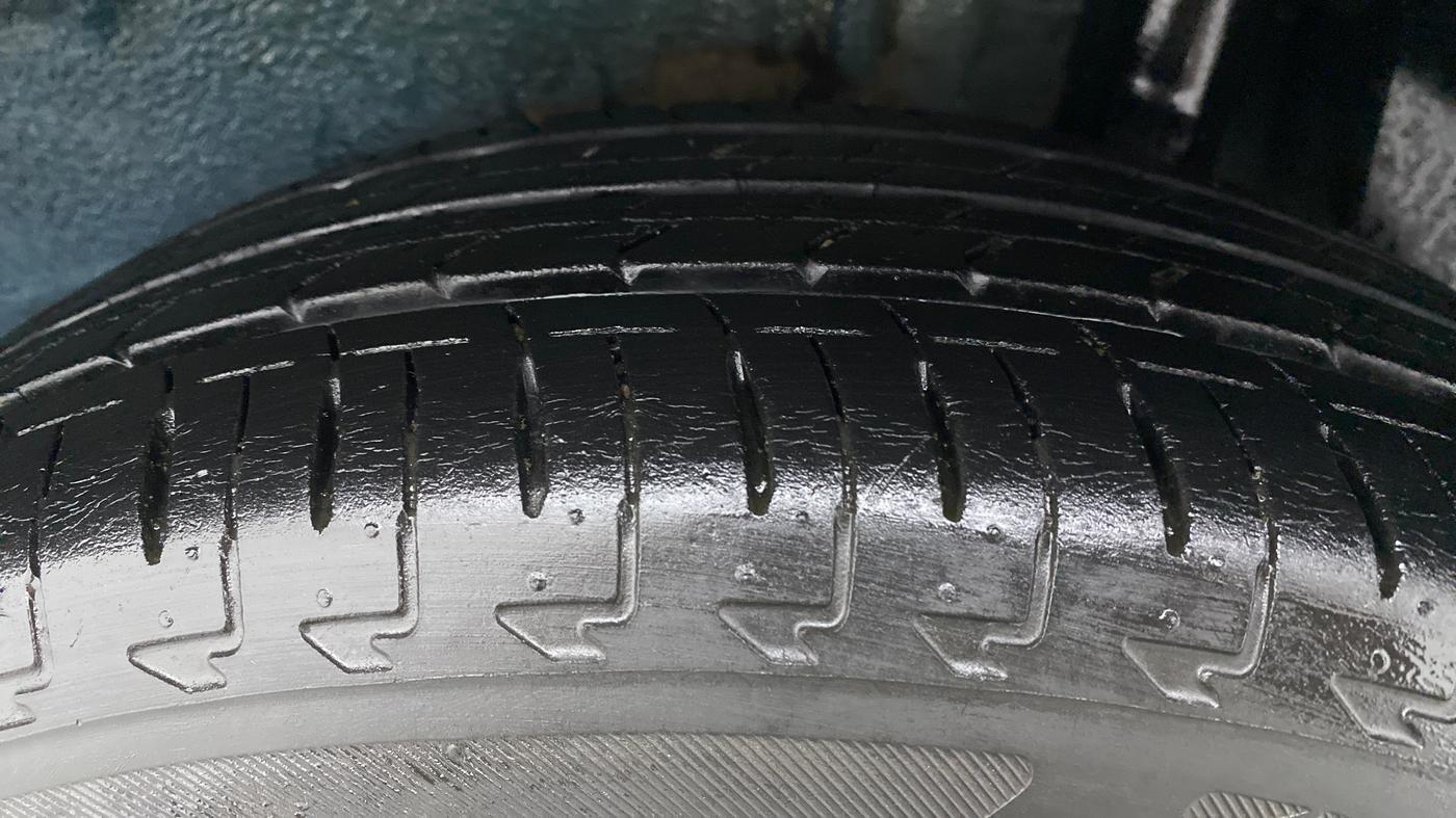 2017 Maruti IGNIS DELTA 1.2, Petrol, Manual, 25,849 km, Left Rear Tyre Tread