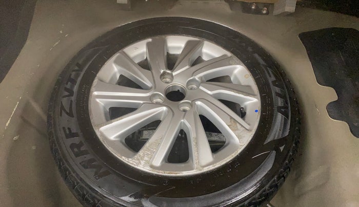 2016 Maruti Swift Dzire ZXI, Petrol, Manual, 86,221 km, Spare Tyre