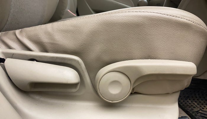 2016 Maruti Swift Dzire ZXI, Petrol, Manual, 86,221 km, Driver Side Adjustment Panel