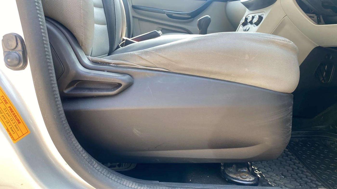 2020 Tata Tiago XE PETROL, Petrol, Manual, 11,499 km, Driver Side Adjustment Panel