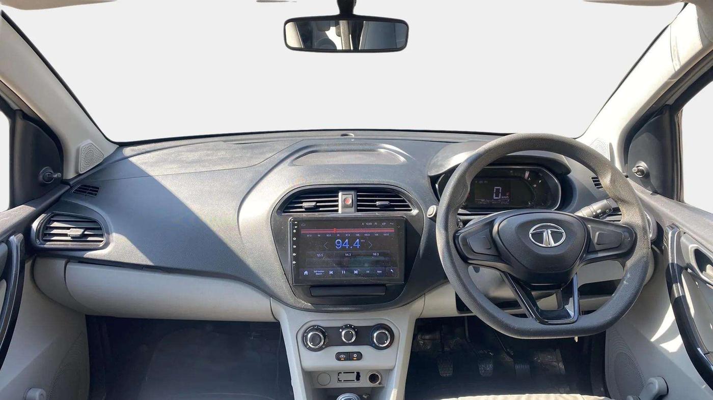 2020 Tata Tiago XE PETROL, Petrol, Manual, 11,499 km, Dashboard